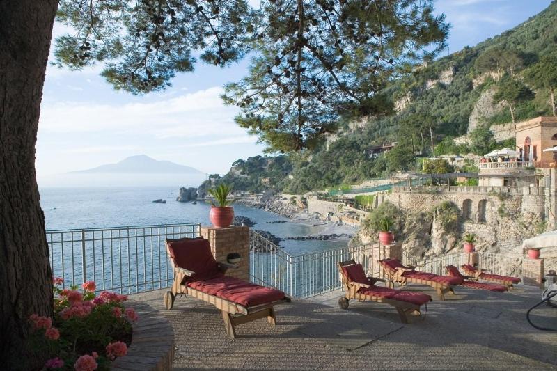 Hotel Scrajo Wellness & Mineral Spa Neapolitan Riviera Екстер'єр фото